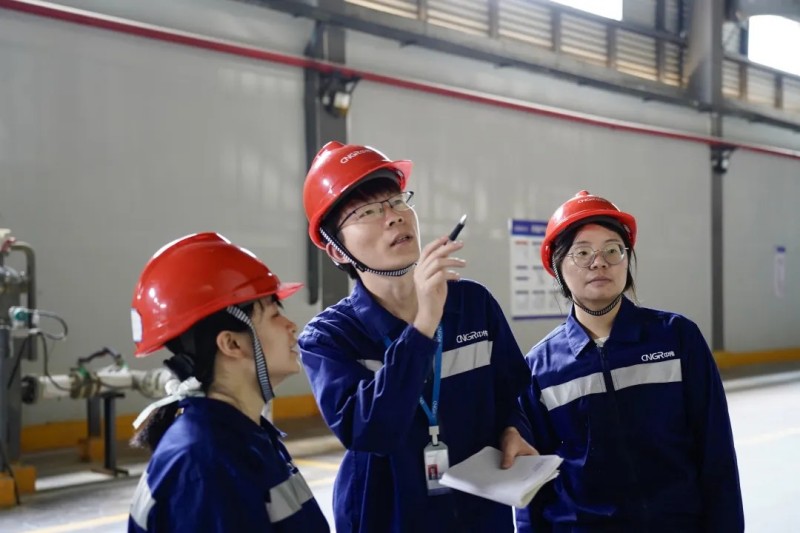 聚眾力·向光行｜三年逆襲成行業標桿，看中偉磷系破局背后的“創新力”